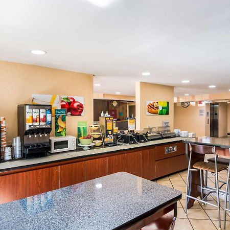 Quality Inn Chester - South Richmond Exteriér fotografie