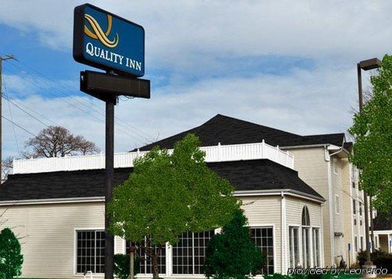 Quality Inn Chester - South Richmond Exteriér fotografie