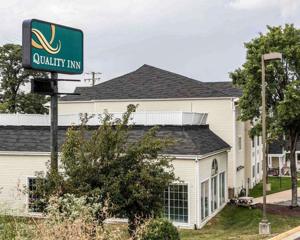 Quality Inn Chester - South Richmond Exteriér fotografie