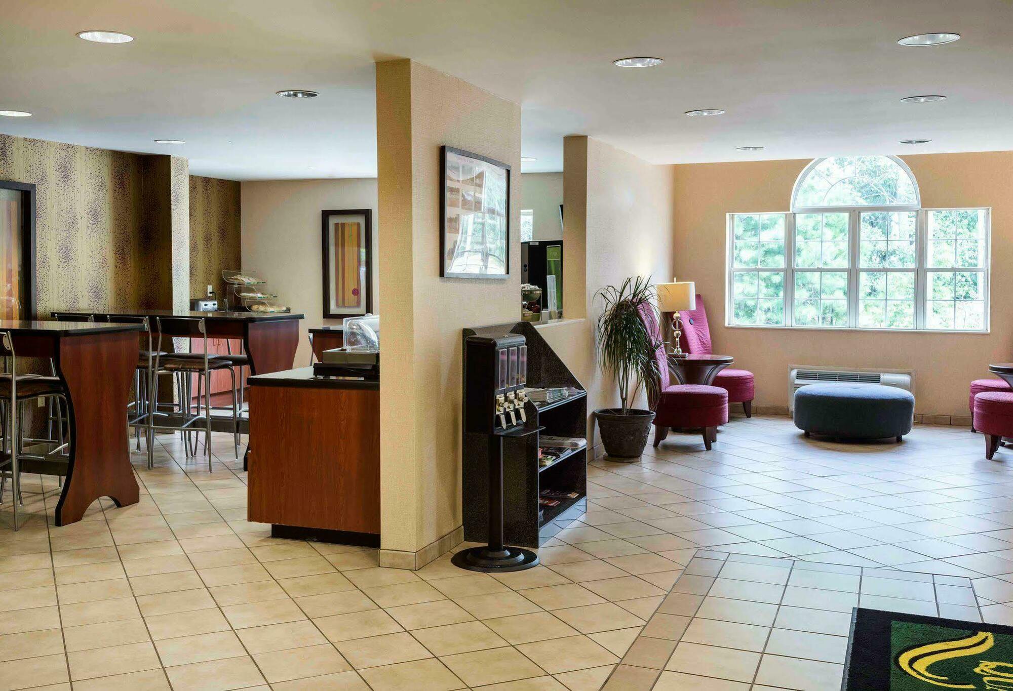 Quality Inn Chester - South Richmond Exteriér fotografie