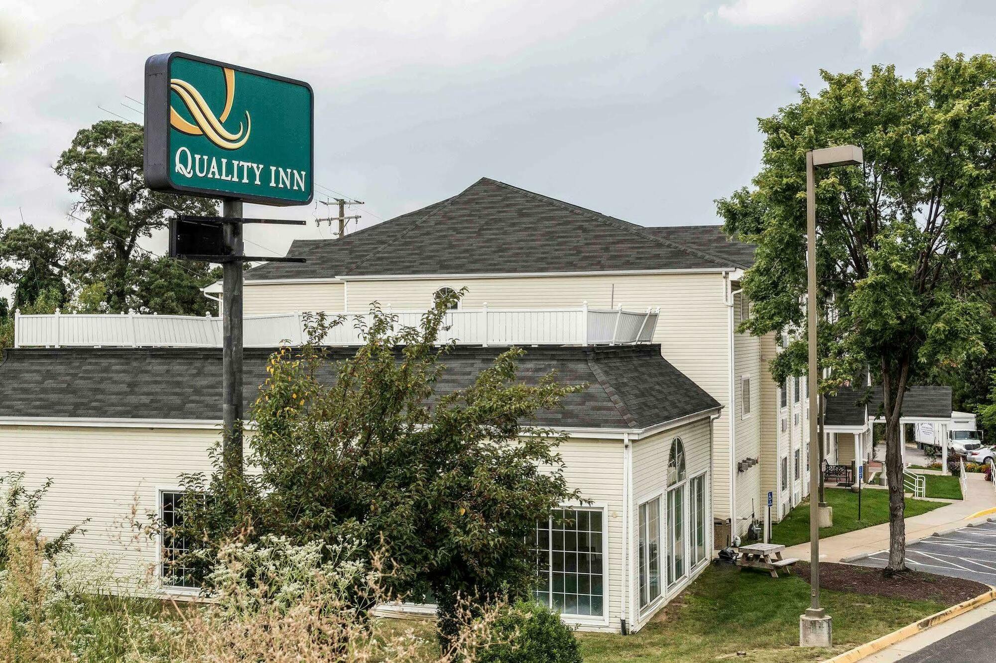 Quality Inn Chester - South Richmond Exteriér fotografie